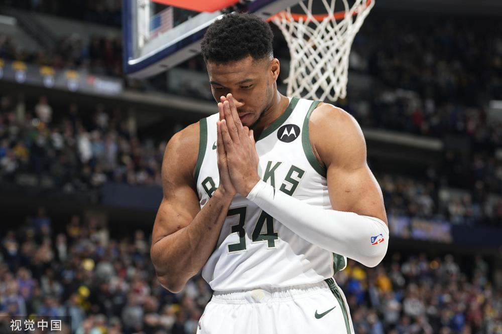 在足球转会 在足球转会