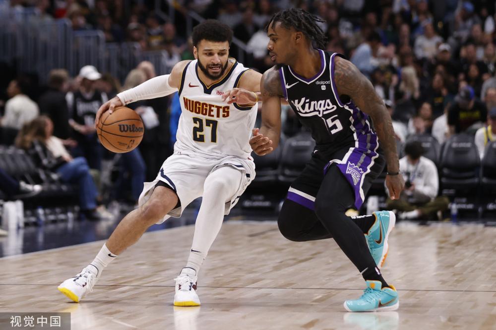 在与日本队 在与日本队