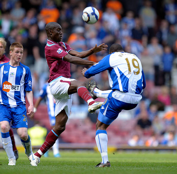 小卡近3场比赛表现抢眼,场均时间超37分钟(小卡最近三场发挥亮眼,场均出场时间超过37分钟)