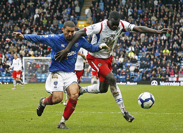 太TM秃然了!!卡鲁索反击起飞战斧炸扣!!(卡鲁索快攻腾空战斧劈扣,燃爆全场!)